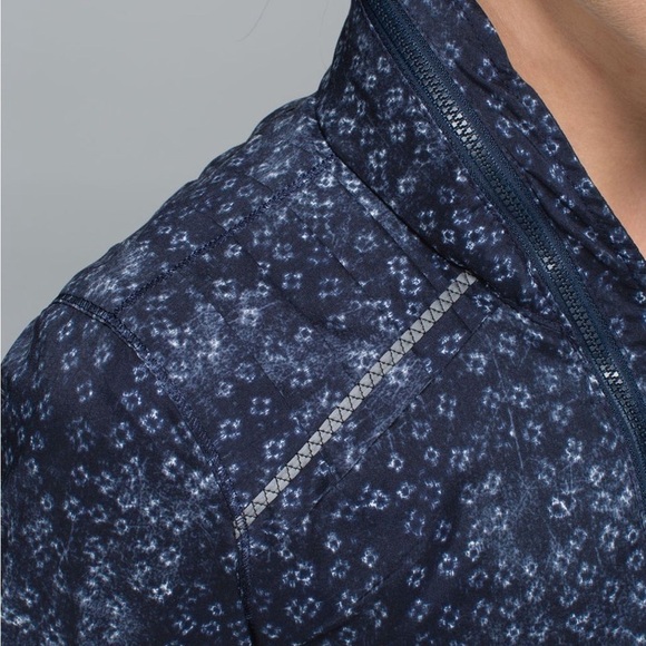 Lululemon Spring Forward Jacket Kanoko Twist Inkwell  Ghost / Inkwell Size 4 - Picture 10 of 16